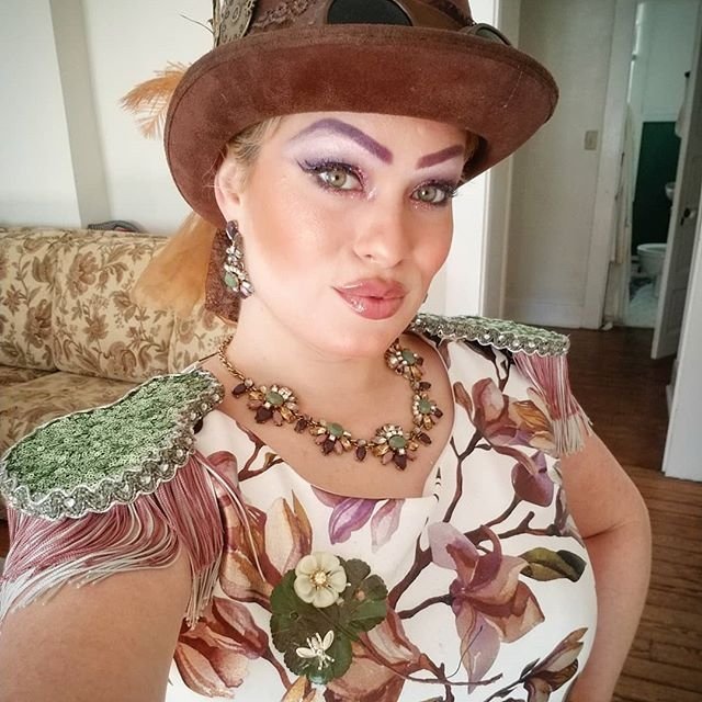 DarlingDaphne from Solihull,United Kingdom